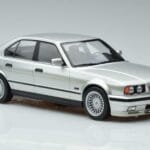 BMW Alpina B10 4.6 E34 Stříbrná MCG 1:18