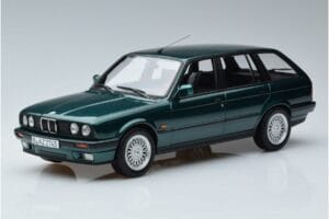 BMW 325i E30 Touring Zelený Metalický Norev 1:18 183219 Kov
