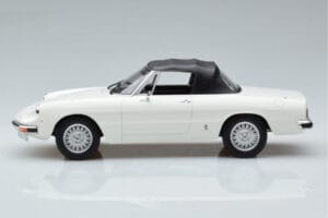Alfa Romeo 2000 Spider Bílý Norev 1:18 187882 Kov – obrázek 3 z 7