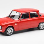 Alfa Romeo Giulia Nuova Super Červený Custom Wheels MCG 1:18 MCG18333