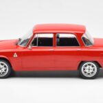 Alfa Romeo Giulia Nuova Super Červený Custom Wheels MCG 1:18 MCG18333 - image 3 of 6