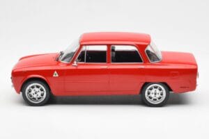 Alfa Romeo Giulia Nuova Super Červený Custom Wheels MCG 1:18 MCG18333 Kov – obrázek 3 z 6
