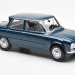 Alfa Romeo Giulia TI Petrolejová Modrá Norev 1:18 - image 4 of 6