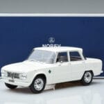 Alfa Romeo Giulia Ti Super Norev 1:18 187970 Kov - image 6 of 6