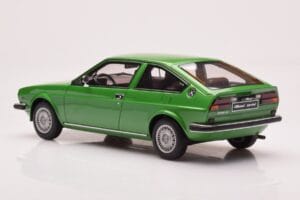 Alfa Romeo Alfasud Sprint Zelený Otto 1:18 OT1043 Pryskyřice – obrázek 5 z 6