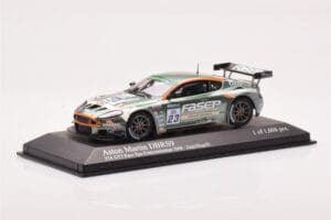Aston Martin DBRS9 BMS Scuderia Italia #23 Zani / Mugelli FIA GT3 European Championship Spa 2006 Minichamps 1:43 400061323 Ko – obrázek 2 z 4