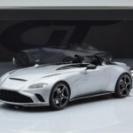 Aston Martin V12 Speedster Stříbrný GT Spirit 1:18 - image 6 of 6