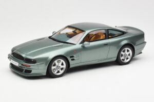 Aston Martin V8 Vantage Zelený GT Spirit 1:18 GT345