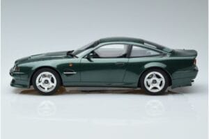Aston Martin V8 Vantage Le Mans GT Spirit 1:18 GT401 Pryskyřice – obrázek 3 z 6
