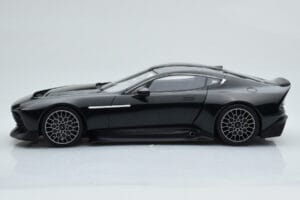 Aston Martin Victor Černý GT Spirit 1:18 GT428 Pryskyřice – obrázek 3 z 6