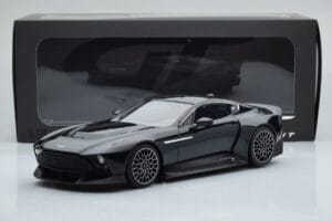 Aston Martin Victor Černý GT Spirit 1:18 GT428 Pryskyřice – obrázek 6 z 6