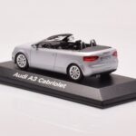 Audi A3 8P Kabriolet Stříbrný Minichamps 1:43 - image 3 of 4