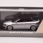 Audi A3 8P Kabriolet Stříbrný Minichamps 1:43 - image 4 of 4