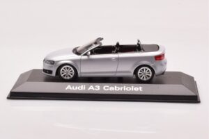 Audi A3 8P Kabriolet Stříbrný Minichamps 1:43 5010803323