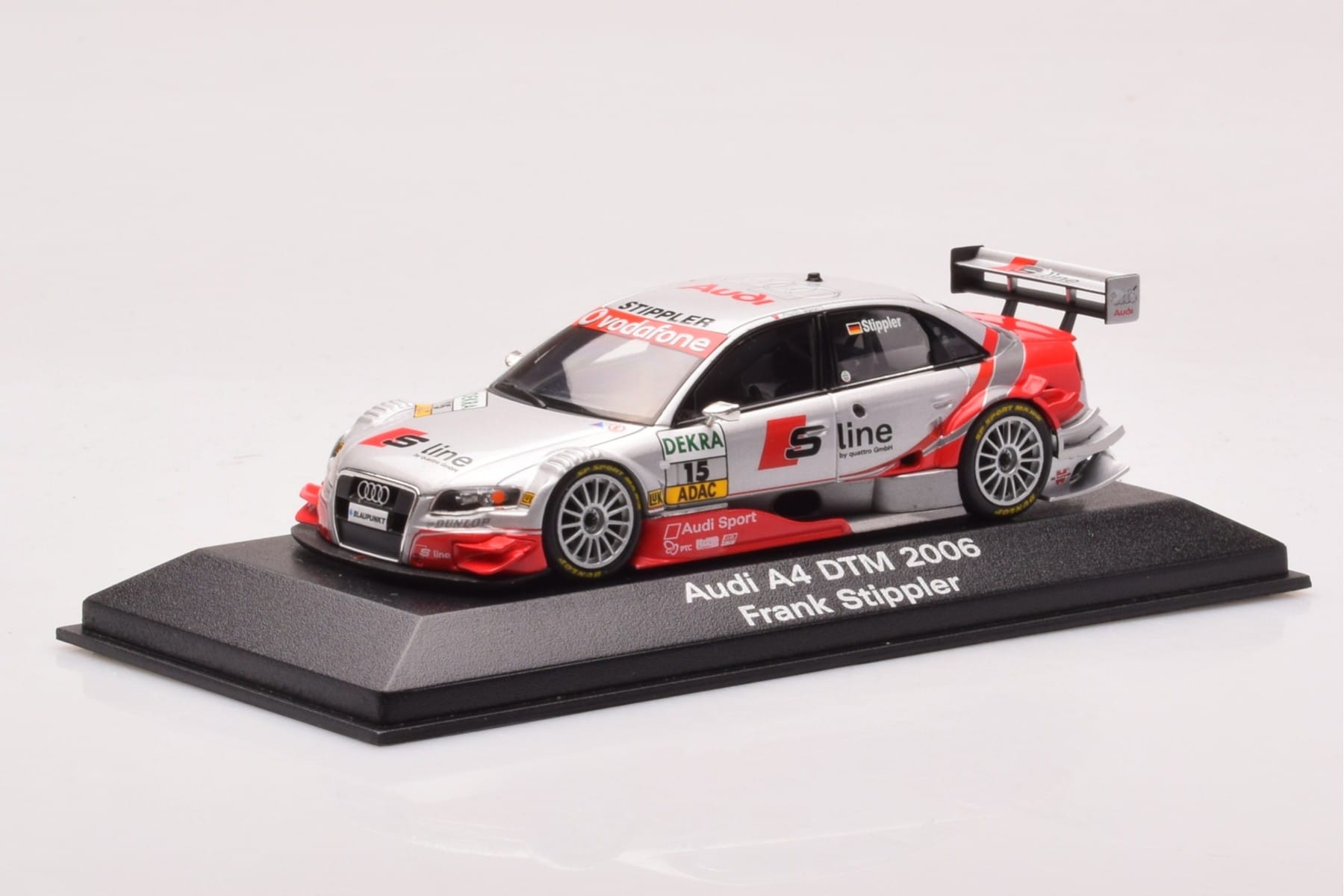 Audi A4 B7 #15 T. Stippler Audi Sport DTM 2006 Minichamps 1:43 5020600703 Kov – obrázek 2 z 4