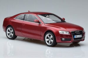 Audi A5 B8 Granátová Červená Norev 1:18 188352 Kov – obrázek 5 z 7