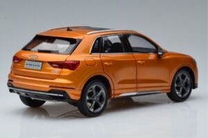 Audi Q3 F3 Oranžový FAW 1:18 05730Q32019 Kov – obrázek 3 z 7
