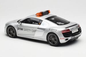 Audi R8 5.2 DTM Safety Car 2010 Kyosho 1:18 09216DTM Kov – obrázek 7 z 8