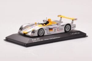 Audi R8 Infineon #2 L. Aiello / R. Capello / Pescatori 2nd Place 24 Hours of Le Mans 2001 Minichamps 1:43 400011202 Kov – obrázek 2 z 4