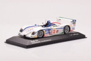 Audi R8 #2 E. Pirro / F. Biela / A. McNish 12 Hours of Sebring 2nd Place 2005 Minichamps 1:43 400051302 Kov – obrázek 2 z 4