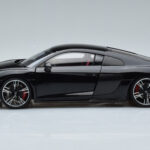 Audi R8 Performance Černý Kengfai 1:18 - image 5 of 10
