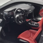 Audi R8 Performance Černý Kengfai 1:18 - image 8 of 10