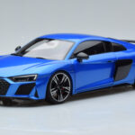Audi R8 Performance Modrý Kengfai 1:18