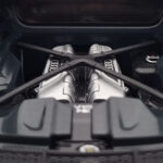 Audi R8 Performance Stříbrný Kengfai 1:18 - image 9 of 10