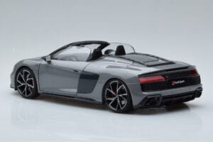 Audi R8 Spyder Performance Nardo Šedý Kengfai 1:18 VAKF-0352 Kov – obrázek 8 z 11