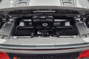 Audi R8 Spyder Performance Nardo Šedý Kengfai 1:18 VAKF-0352 Kov – obrázek 10 z 11