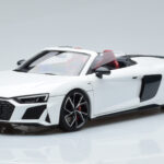 Audi R8 Spyder Performance Bílý Kengfai 1:18