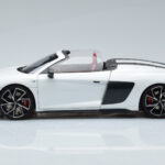 Audi R8 Spyder Performance Bílý Kengfai 1:18 - image 6 of 11