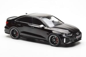 Audi RS3 8Y Sedan Černý MCG 1:18 MCG18450 Kov – obrázek 4 z 6