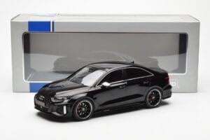 Audi RS3 8Y Sedan Černý MCG 1:18 MCG18450 Kov – obrázek 6 z 6