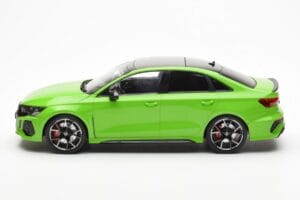 Audi RS3 8Y Sedan Zelený MCG 1:18 MCG18449 Kov – obrázek 3 z 6