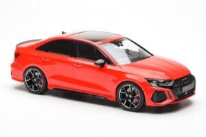 Audi RS3 8Y Sedan Červený MCG 1:18 MCG18451 Kov – obrázek 4 z 6