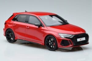 Audi RS3 8Y Sportback Červený GT Spirit 1:18 GT378 Pryskyřice – obrázek 4 z 6