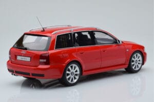 Audi RS4 B5 Avant Červený Otto 1:18 OT1026B Pryskyřice – obrázek 2 z 6