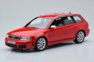 Audi RS4 B5 Avant Červený Otto 1:18 OT1026B