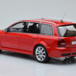 Audi RS4 B5 Avant Červený Otto 1:18 - image 5 of 6