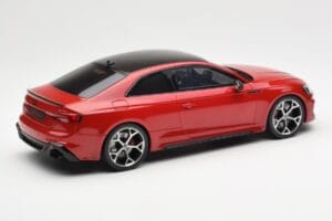 Audi RS5 B9 Competition Červený GT Spirit 1:18 GT457 Pryskyřice – obrázek 2 z 6