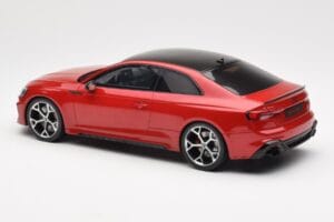 Audi RS5 B9 Competition Červený GT Spirit 1:18 GT457 Pryskyřice – obrázek 5 z 6
