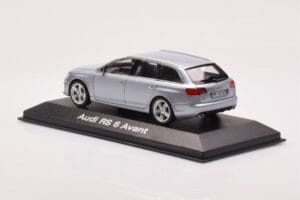 Audi RS6 C6 Monza Stříbrný Minichamps 1:43 5010710213 Kov – obrázek 3 z 4