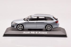 Audi RS6 C6 Monza Stříbrný Minichamps 1:43 5010710213