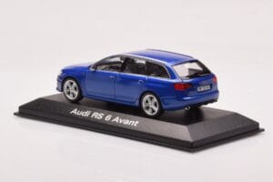 Audi RS6 C6 Sepang Modrý Minichamps 1:43 5010710223 Kov – obrázek 3 z 4