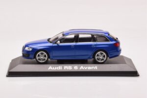 Audi RS6 C6 Sepang Modrý Minichamps 1:43 5010710223