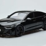 Audi RS7 C8 Sportback Tmavý Kengfai 1:18 VAKF 0331 Pryskyřice