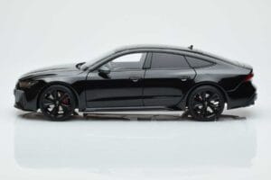 Audi RS7 C8 Sportback Tmavý Kengfai 1:18 VAKF-0331 Pryskyřice – obrázek 4 z 7