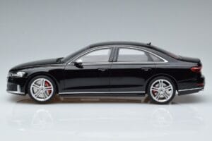Audi S8 D5 Mythos Černý Asia Edition GT Spirit 1:18 CLDC019 Pryskyřice – obrázek 3 z 6