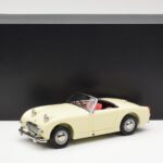 Austin-Healey Sprite Mk I Open Old English Bílý Kyosho 1:18 08953EW - image 8 of 8